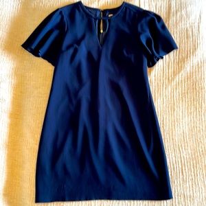 Trina Turk flutter sleeve!